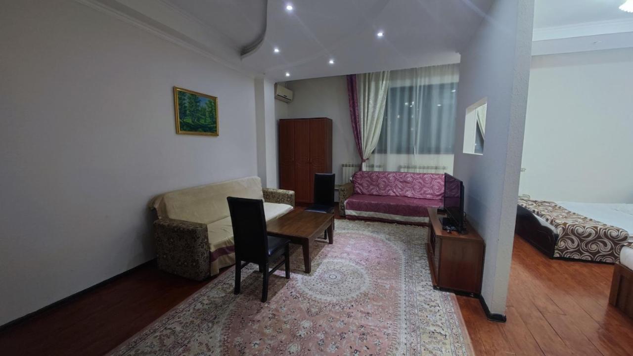 Bishkek Villa Hotel Eksteriør billede