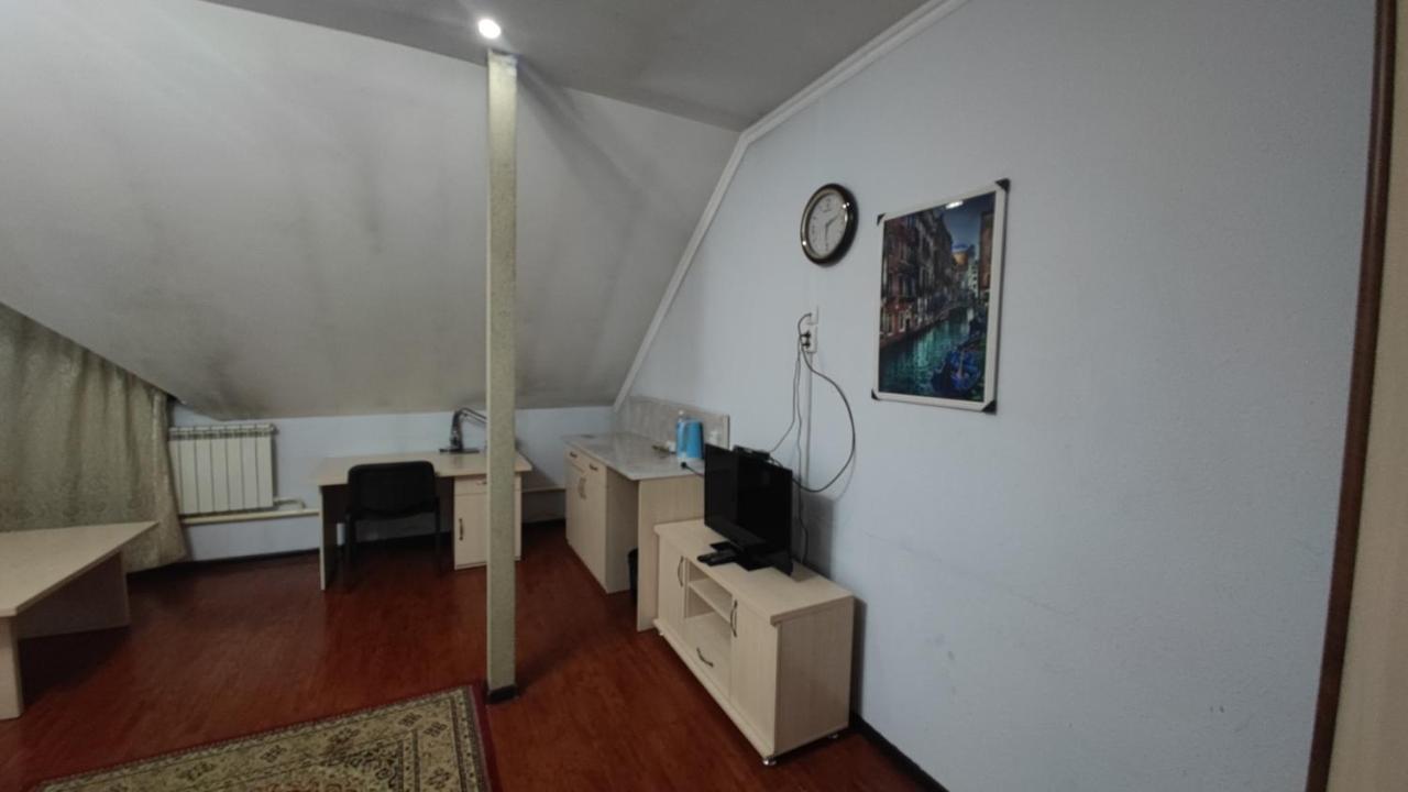 Bishkek Villa Hotel Eksteriør billede