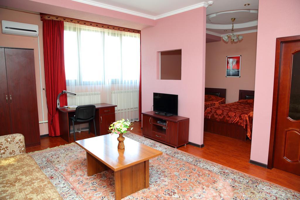 Bishkek Villa Hotel Eksteriør billede